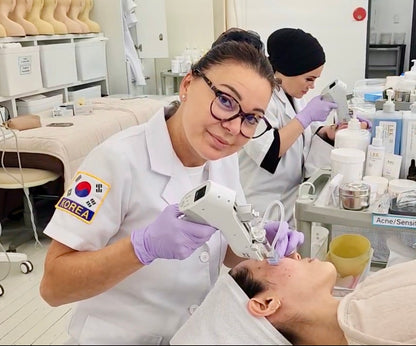 Mesotherapie 40+ PLUS  (Elastizität und Viskosität mangelt)